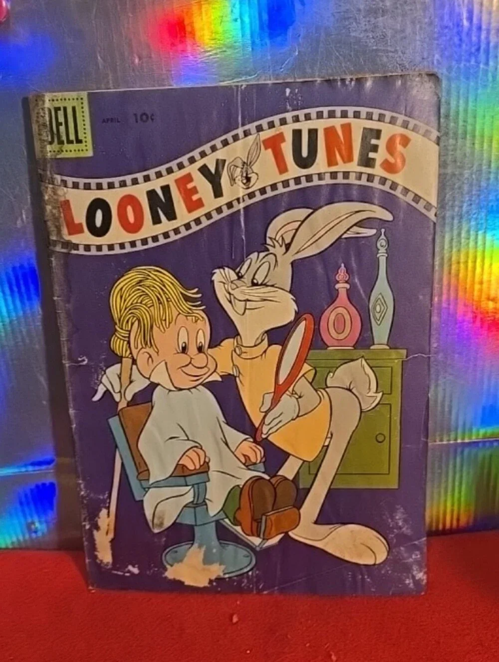 082526 Vintage Looney Tunes Comic Book April 1966 black shelf 6